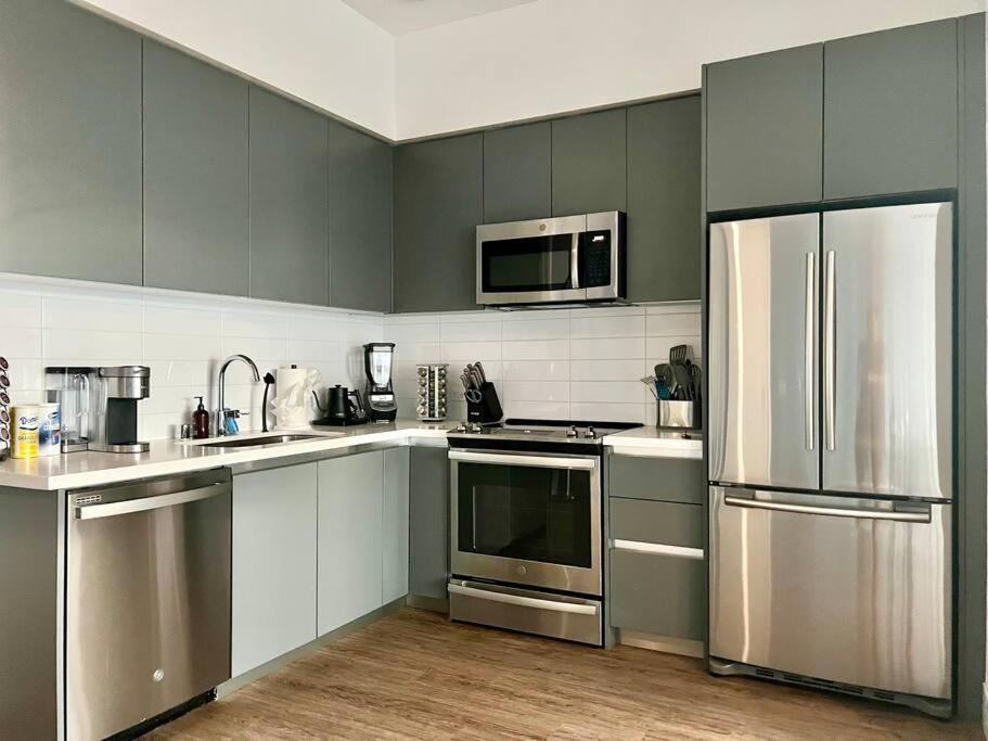 Appartamento Luxe Corner Penthouse 1br On Sunset *